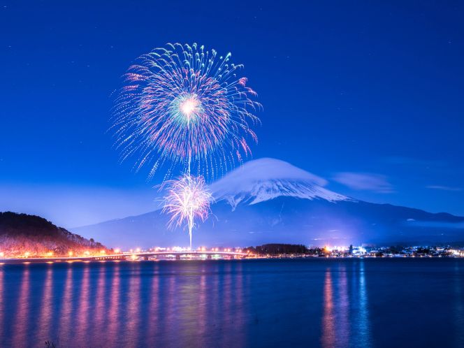 Fuji; Feuerwerk
